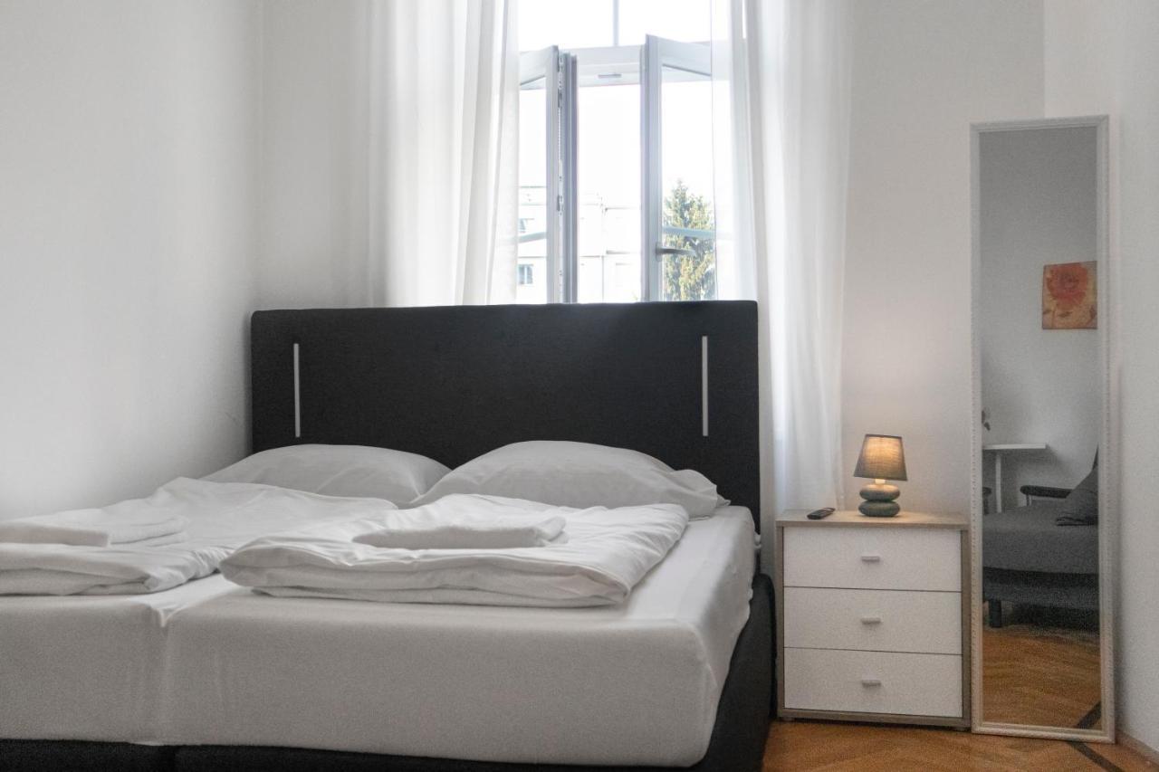 Superb 7Br Shared Apartment- Near Hauptbahnhof Wien Eksteriør billede