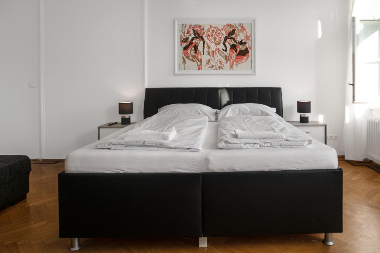 Superb 7Br Shared Apartment- Near Hauptbahnhof Wien Eksteriør billede