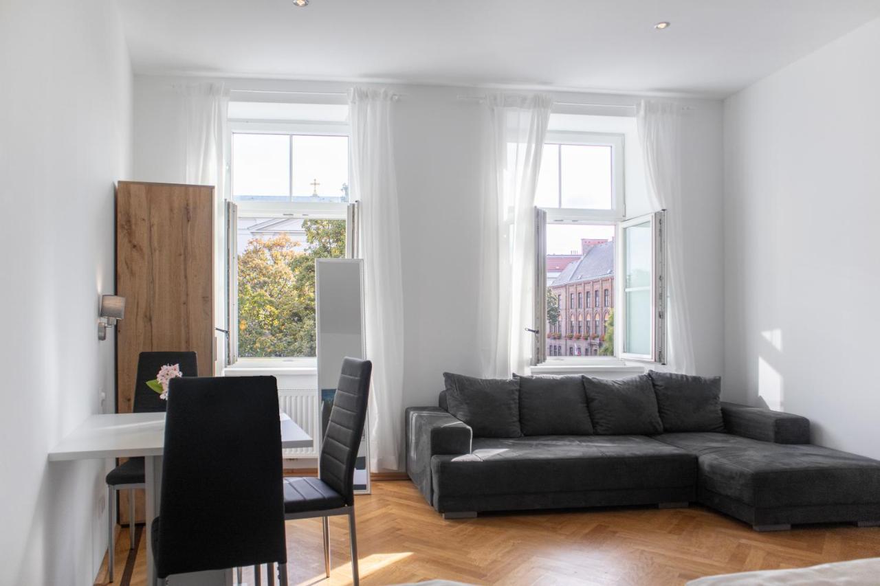 Superb 7Br Shared Apartment- Near Hauptbahnhof Wien Eksteriør billede