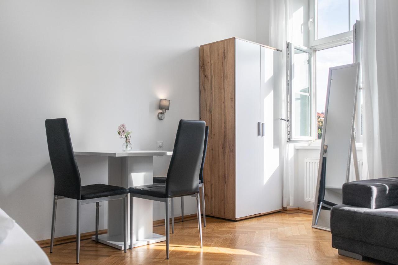 Superb 7Br Shared Apartment- Near Hauptbahnhof Wien Eksteriør billede