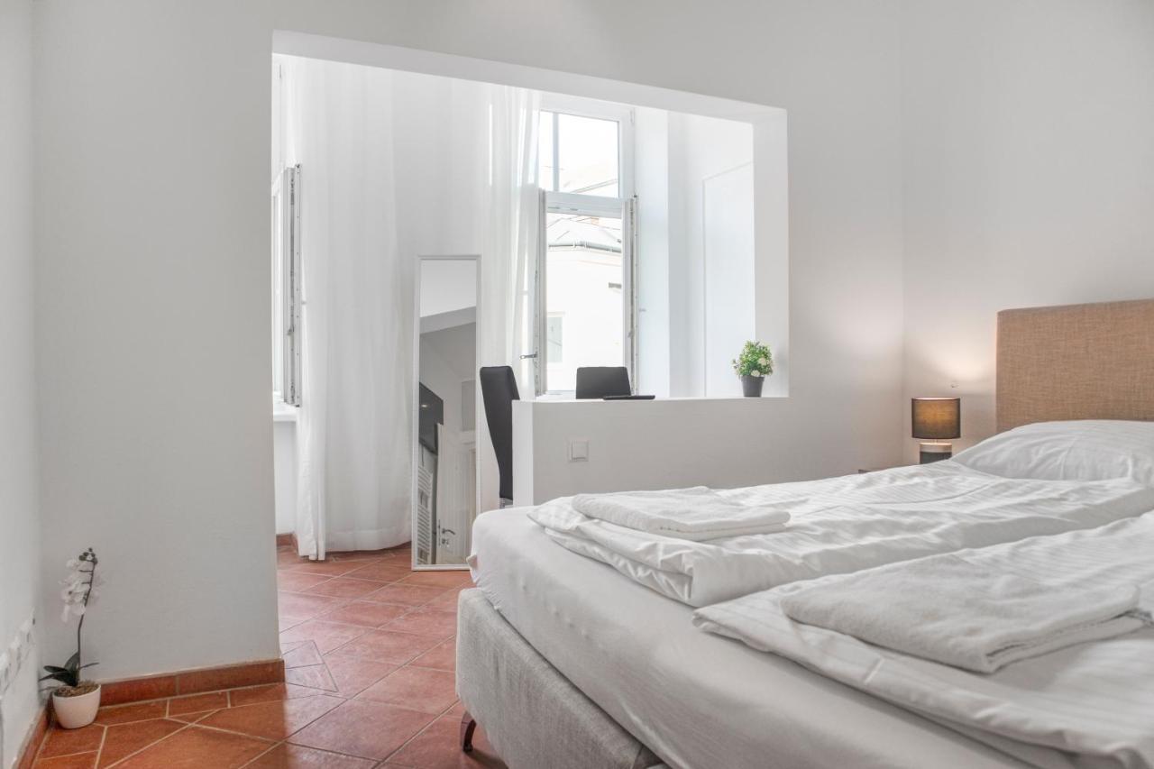 Superb 7Br Shared Apartment- Near Hauptbahnhof Wien Eksteriør billede