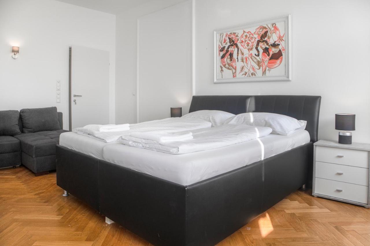 Superb 7Br Shared Apartment- Near Hauptbahnhof Wien Eksteriør billede