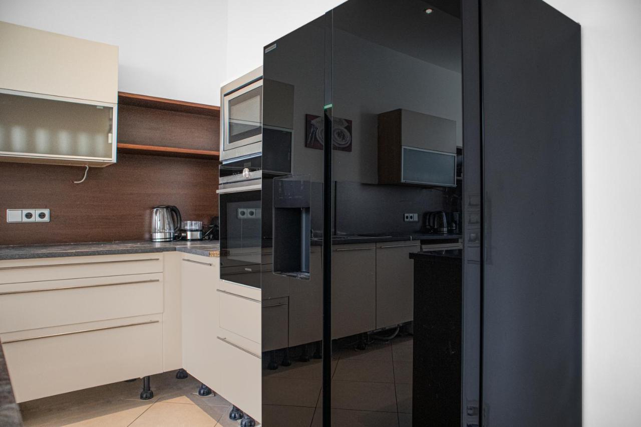 Superb 7Br Shared Apartment- Near Hauptbahnhof Wien Eksteriør billede