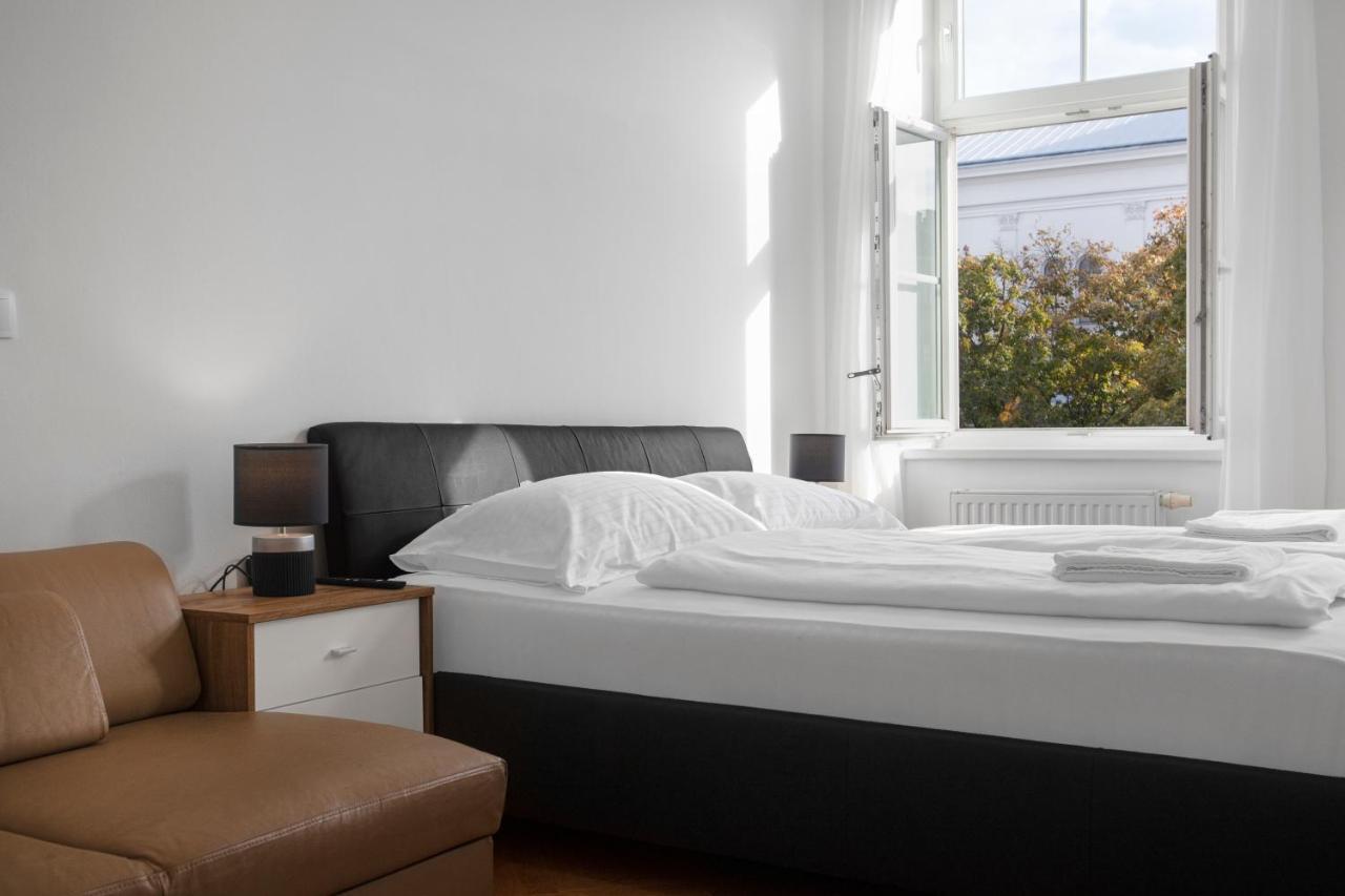 Superb 7Br Shared Apartment- Near Hauptbahnhof Wien Eksteriør billede