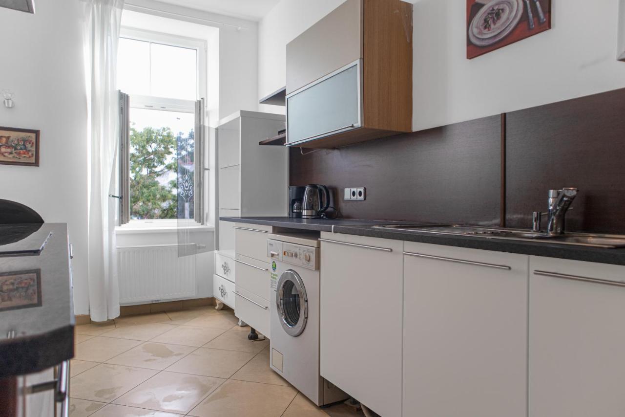 Superb 7Br Shared Apartment- Near Hauptbahnhof Wien Eksteriør billede