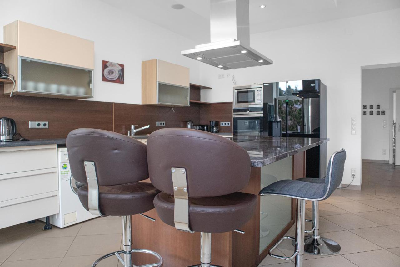 Superb 7Br Shared Apartment- Near Hauptbahnhof Wien Eksteriør billede